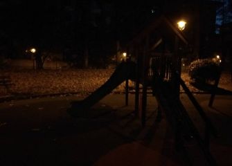Poca iluminación en el parque