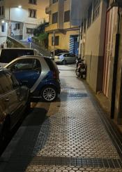 Obstáculos en la acera