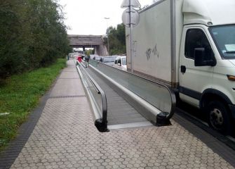 Acceso peatonal a Zuatzu