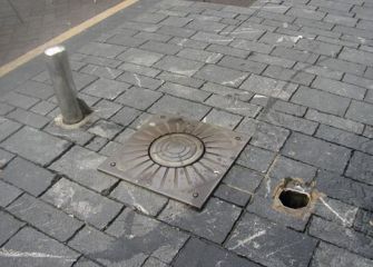 Agujero en la calle San Fransisco