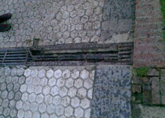 Alcantarilla peligrosa, hasta cuándo??