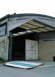 Alguien controla los edificios ruinosos que crean un grave peligro?