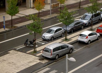 Aparca a diario en zona de motos en Riberas