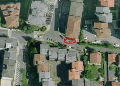 Aparca en el paseo de Mons