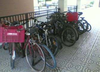 Aparcabicis o chatarrería ??