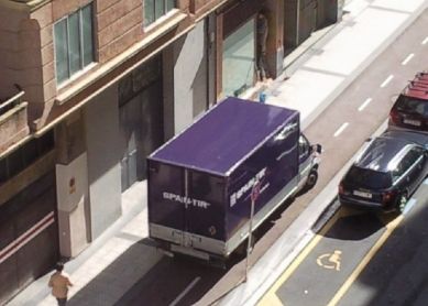 Aparcamiento en aceras