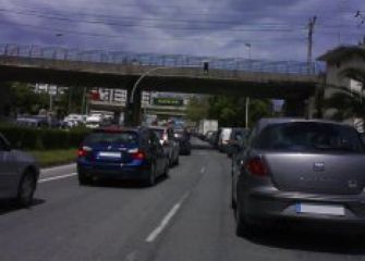 ATASCO EN LA ROTONDA DE RIBERAS DE LOYOLA