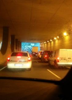 Atascos en la rotonda de Martutene