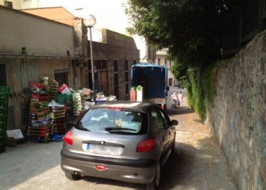 CALLEJÓN SIN LEY EN EL CENTRO DE IRÚN