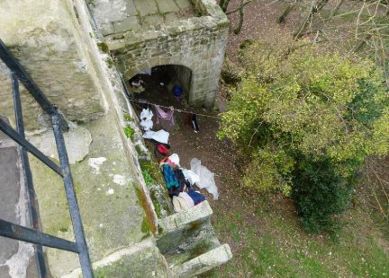 CAMPAMENTO EN EL CASTILLO