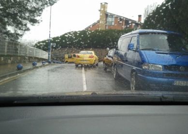 Circulación peligrosa. Vía ocupada