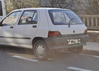 Coche abandonado