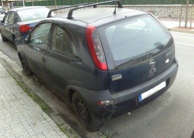 Coche abandonado