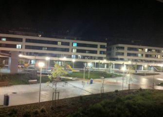 Contaminación lumínica plaza HIRU DAMATXO