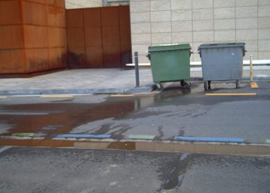 Contenedores en Sagües