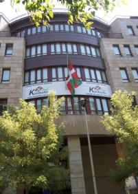 DENUNCIA VECINAL CONTRA EL P.N.V.