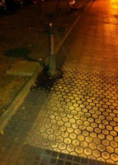 Derroche de agua en Avda de Tolosa (Lorea)