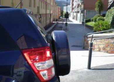 El ayuntamiento agrava el problema de aparcamiento en el barrio Ergüin.