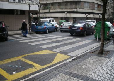 ELEVADORES, REBAJES DE ACERAS, QUE CRITERIO por favor??