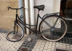 Ensañamiento contra las bicicletas