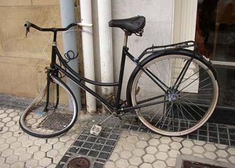 Ensañamiento contra las bicicletas