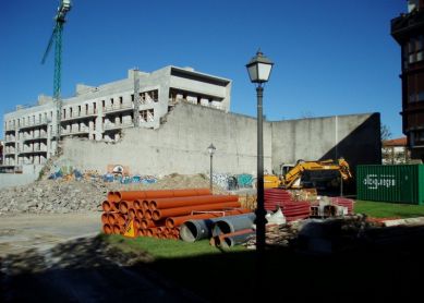 ¿Frontón y zona verde en Irun privatizado?