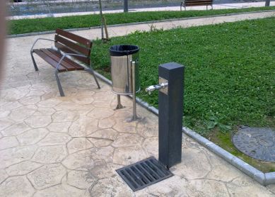 Fuente sin estrenar en el parque de Luzuriaga