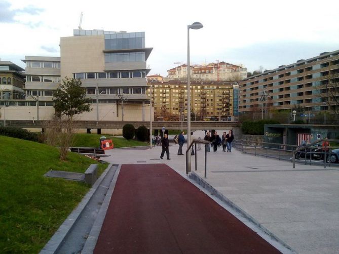 Mobiliario e infraestructuras en Donostia-San Sebastián