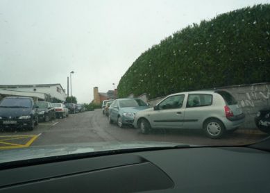 La grua sigue sin actuar