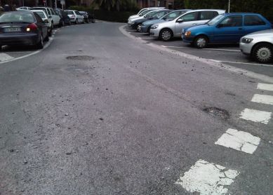 Las reparaciones brillan por su ausencia