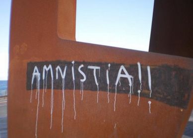 NUEVAS PINTADAS SOBRE LA OBRA DE OTEIZA