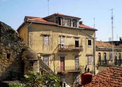 Okupas en la subida al Castillo