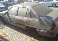 otro coche abandonado mas en roteta