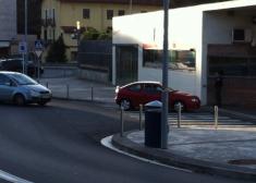 Parada del 33/40 frente al Diario Vasco no tiene papelera