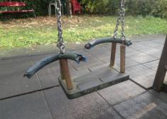 PARQUE DE TELLERIARTE EN MAL ESTADO