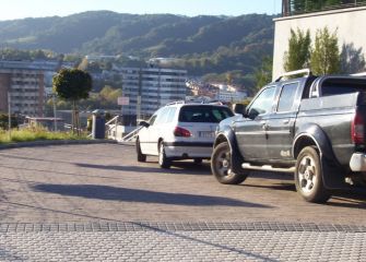 Parque Lugaritz: ¿camino peatonal? o ¿aparcamiento cómodo?