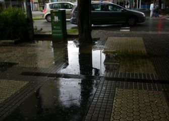 PASOS DE CEBRA Y AGUA