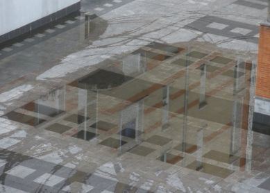 PISCINA EN LA PLAZA BONAPARTE