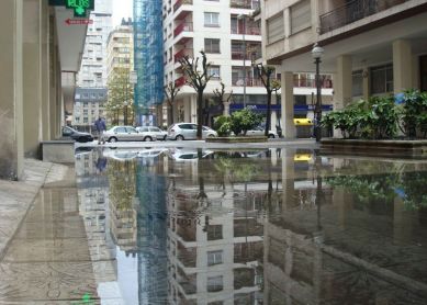 piscina olímpica gratis en la plaza etxeberri