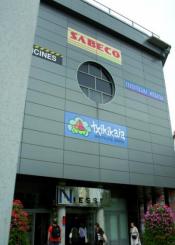 Pista de patinaje y Spa en el centro comercial Niessen