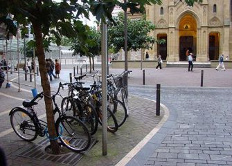 Pocos aparcamientos de bici en Padre Larroka