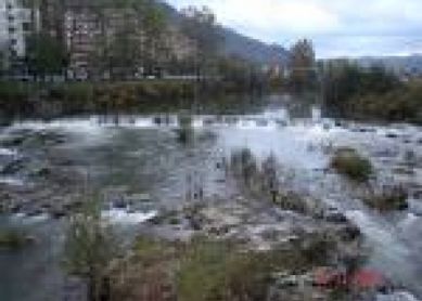 Polen MOLESTO en barrio Arroa de Villabona