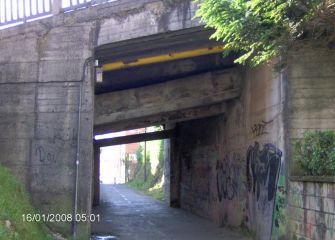 Puente abandonado