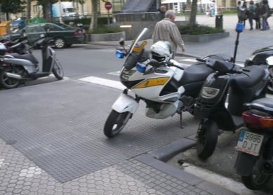 SOMOS IGUALES........... O NO ? ? ? ?