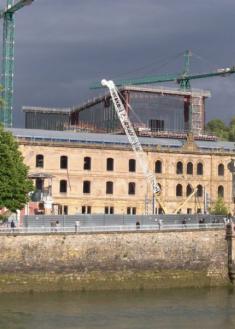 Tabacalera: Centro Cultural o negocio particular?