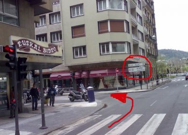 todos los días igual, en direccion prohibida