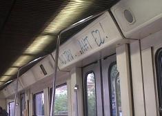 Vandalismo en los vagones del topo