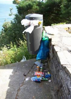 Vertedero en el mirado de Talai