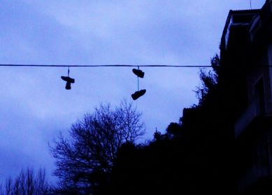 zapatillas colgantes