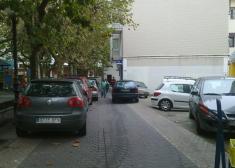ZONA PEATONAL ???